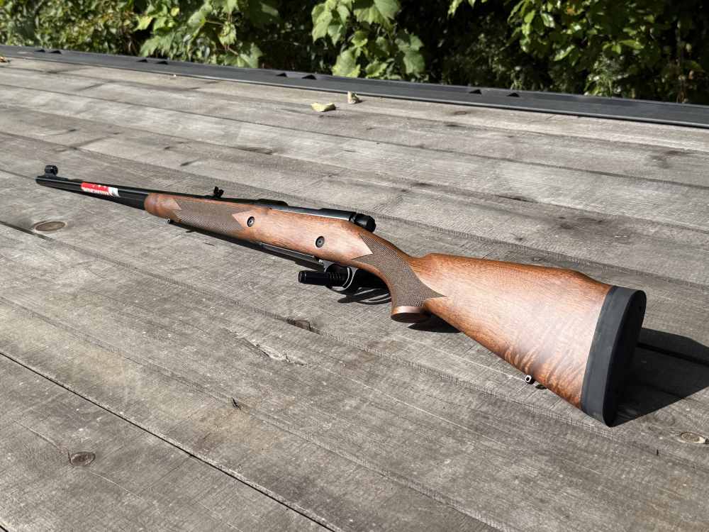 Winchester M 70 Alaskan 375 H&H bolt action  UPC# 048702002557-img-22
