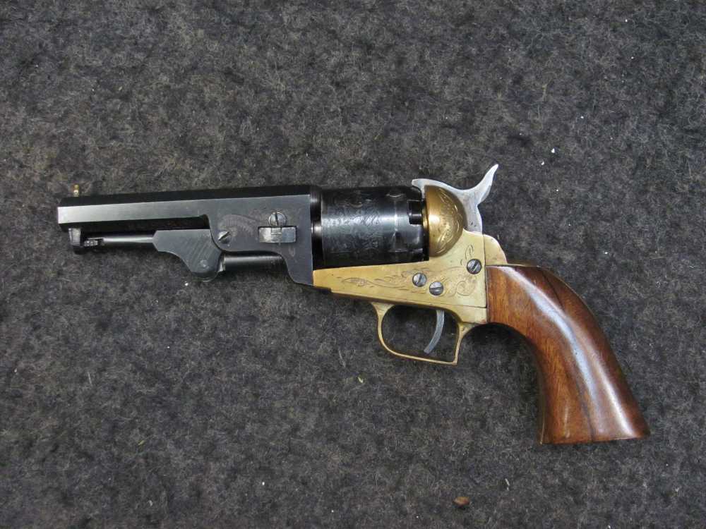 Vintage 1970's Engraved  Colt Pocket 31 Percussion FIE Italian -img-24