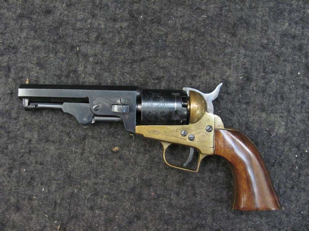 Vintage 1970's Engraved  Colt Pocket 31 Percussion FIE Italian -img-6