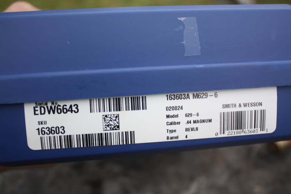 Smith & Wesson Model 629-6 44 mag 4" stainless NICE!-img-25