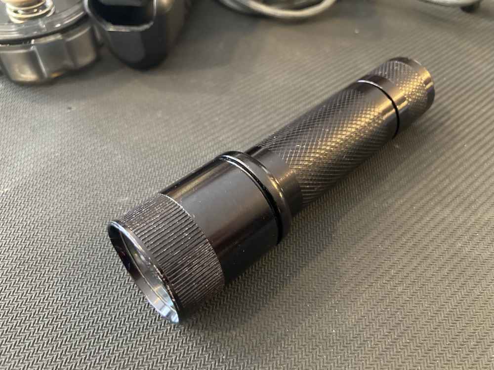 Laser Products Sure•Fire Surefire 6P Flashlight With Accessories - Vintage -img-3