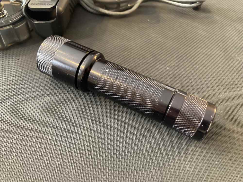Laser Products Sure•Fire Surefire 6P Flashlight With Accessories - Vintage -img-4
