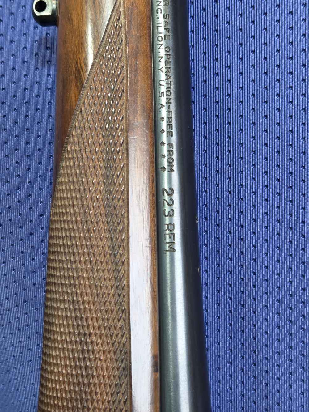 Remington Model Seven .223 Rem Bolt Action Rifle Wood Stock-img-18