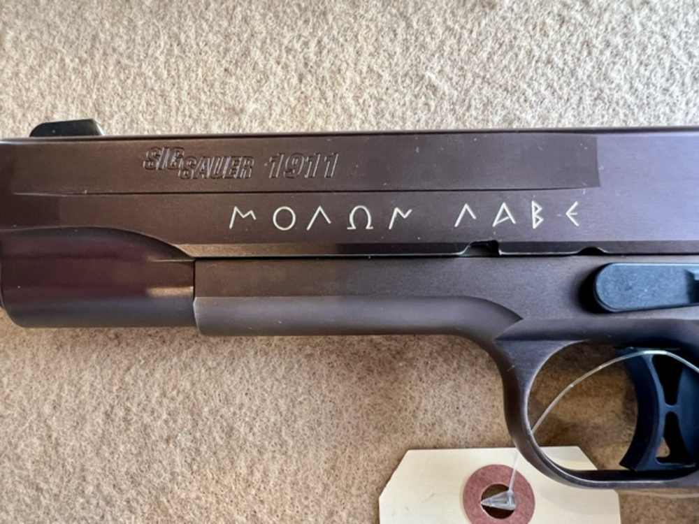 SIG SAUER 1911 MOLON LABE .45ACP - LIKE NEW!-img-3