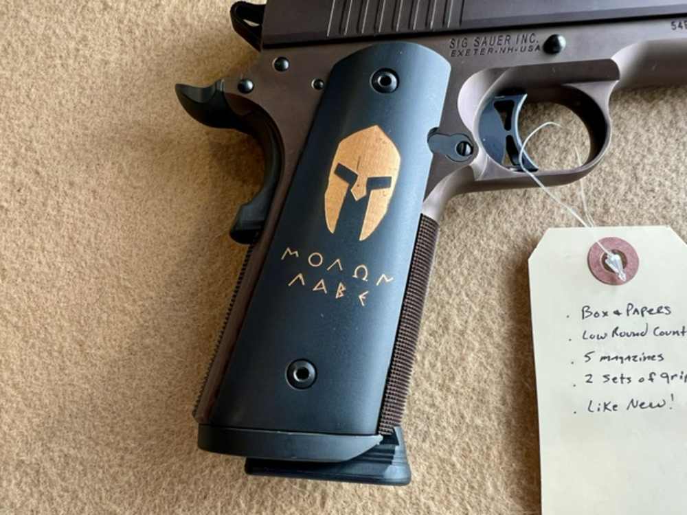 SIG SAUER 1911 MOLON LABE .45ACP - LIKE NEW!-img-7