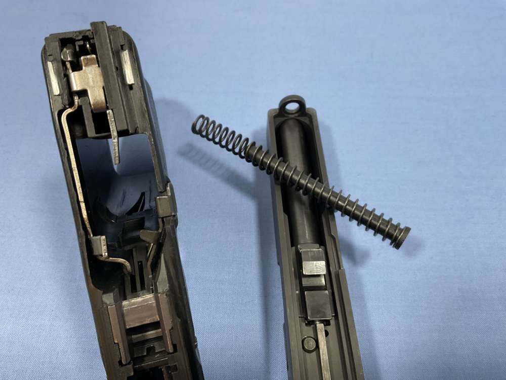 Glock 17 Gen 1 - Collector Rare Tupperware-img-9