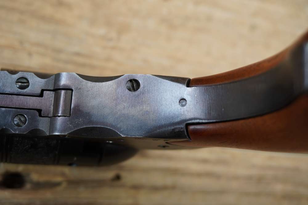Colt 1836 Texas Paterson 7.5in w/ tools and accessories in display case -img-43