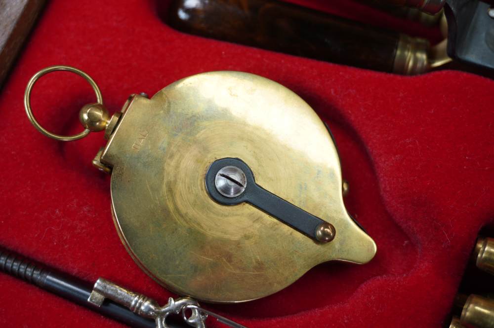 Colt 1836 Texas Paterson 7.5in w/ tools and accessories in display case -img-10