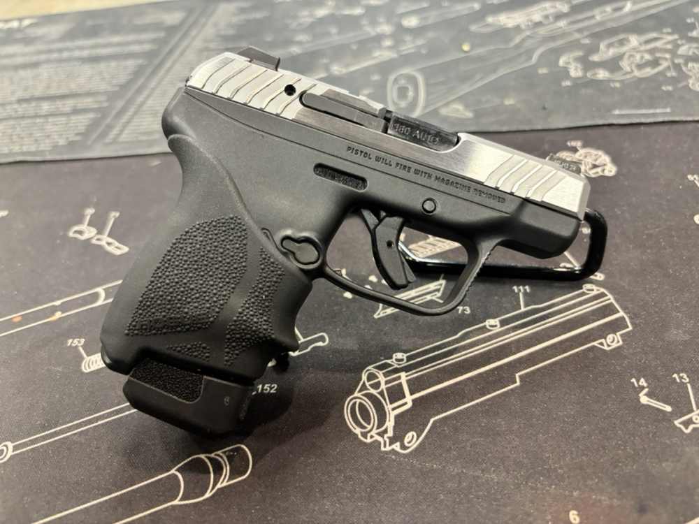 Ruger LCP MAX - .380 ACP - EXLT! - W/Box - W/Mags - PENNY! .01! NR!-img-1