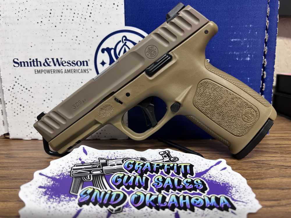 Smith & Wesson SD9 2.0 EDC Bundle w/ Knife and Watch 9mm Luger 16+1 4" FDE -img-0