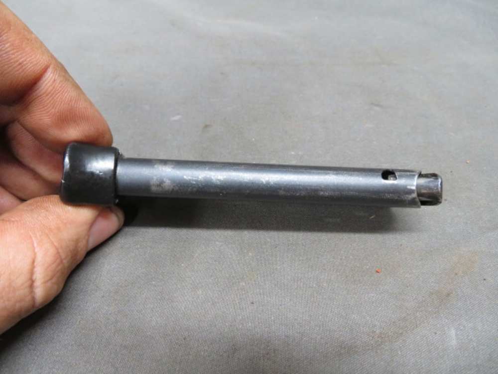 WWII GERMAN WALTHER PP PISTOL FINGER REST MAGAZINE-img-2