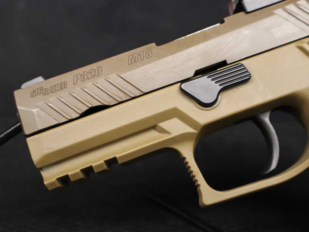 SIG SAUER P320 M18 9MMX19 W/ HOLOSUN SCS GREEN DOT SIG PENNY!-img-7