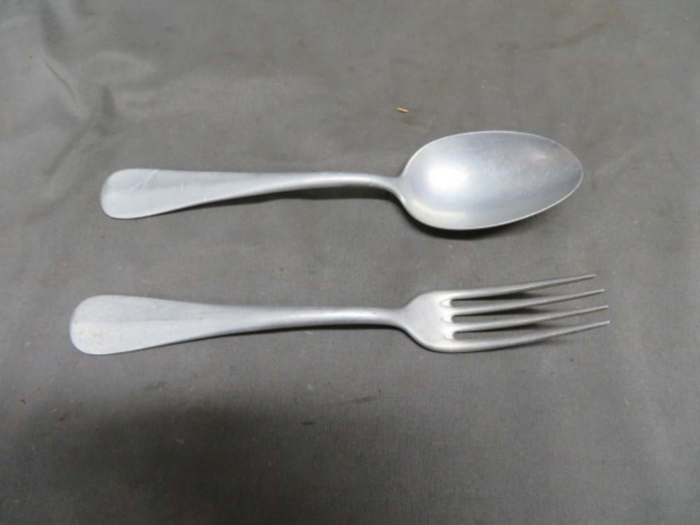 LOT-WWII GERMAN LUFTWAFFE MESS HALL FORK & SPOON-img-0