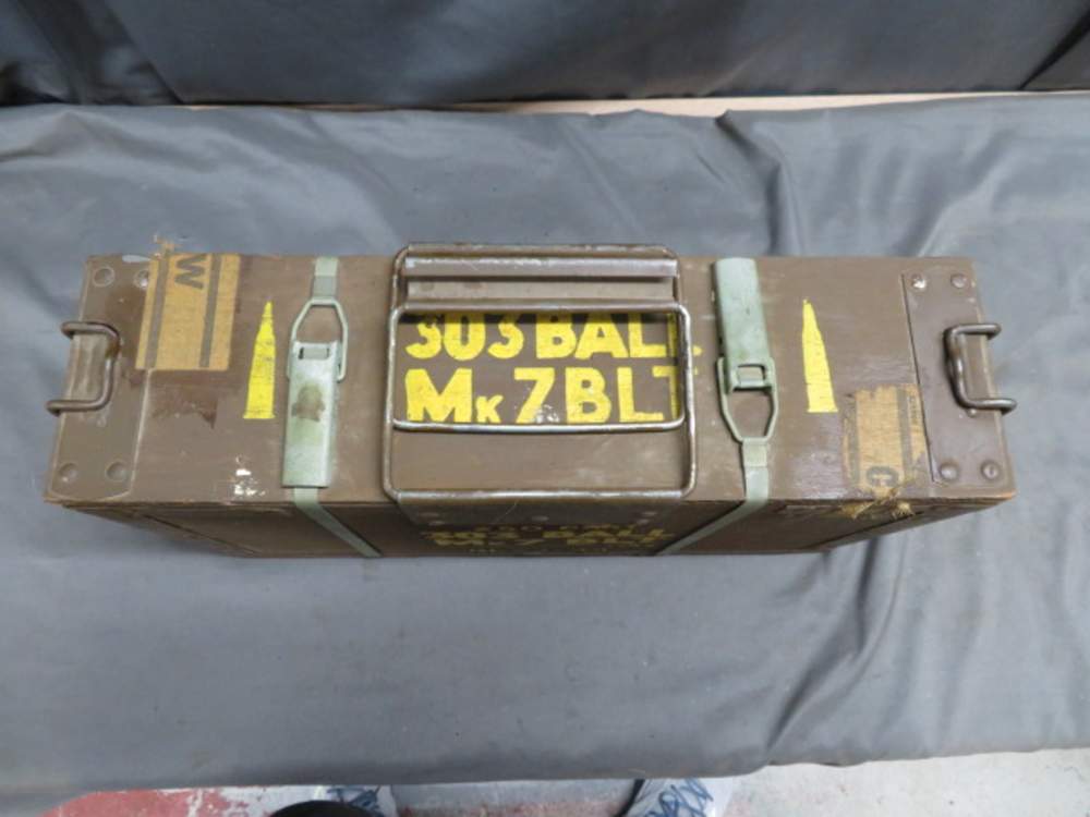 FULL CRATE WWII BRITISH .303 AMMO-1944-250 RDS ON VICKERS MG BELT-img-9