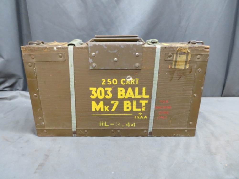 FULL CRATE WWII BRITISH .303 AMMO-1944-250 RDS ON VICKERS MG BELT-img-4