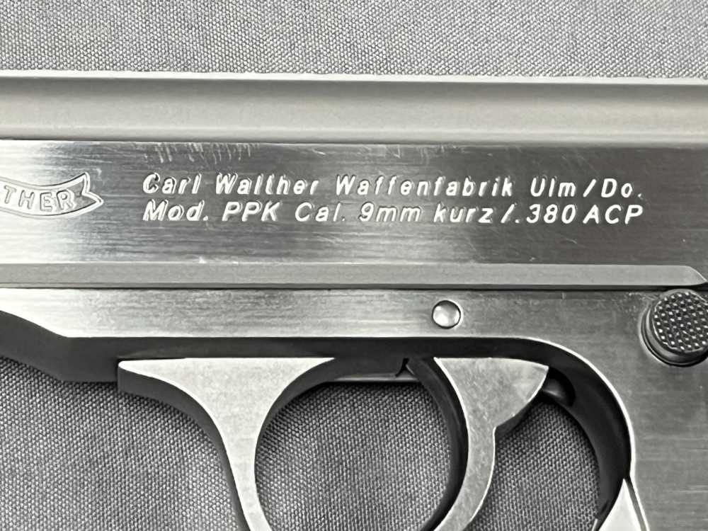 Like New Walther PPK Stainless 3.3" 380acp - 2mags - Case - LNIB - No Res!-img-6
