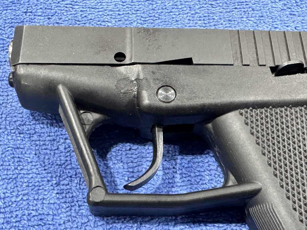 GRENDEL MODEL P10 COMPACT PISTOL IN 380 ACP GREAT CARRY USED (J-12)-img-7