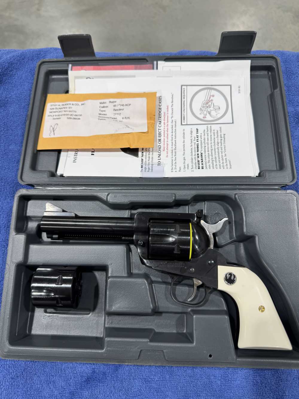RUGER BLACKHAWK FLATTOP CONVERTABLE 45LC/45ACP NIB 2012 UNFIRED (J-17)-img-0