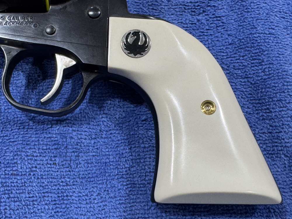 RUGER BLACKHAWK FLATTOP CONVERTABLE 45LC/45ACP NIB 2012 UNFIRED (J-17)-img-9
