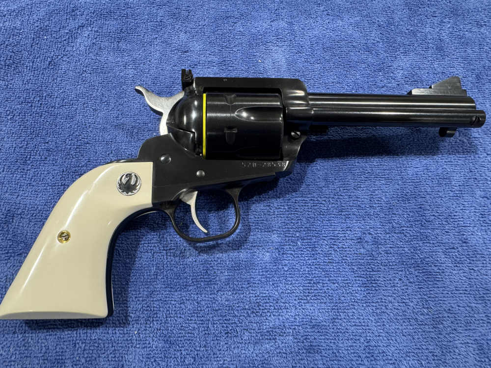 RUGER BLACKHAWK FLATTOP CONVERTABLE 45LC/45ACP NIB 2012 UNFIRED (J-17)-img-17