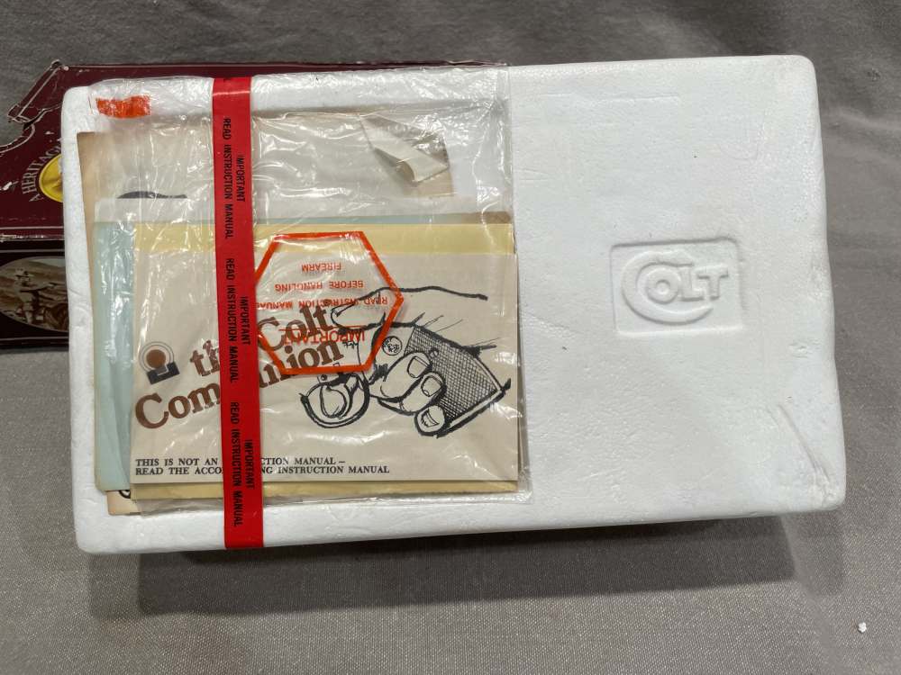 Colt 1911 Officers .45 ACP Factory Box & Paper Work 1990 Nice -img-12