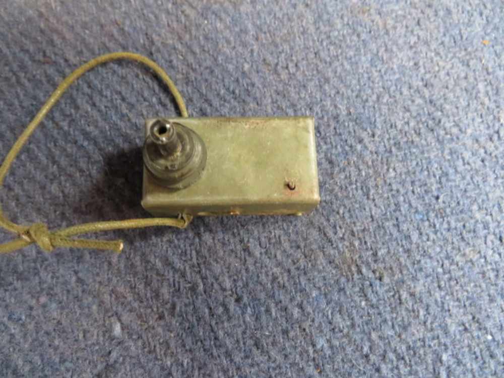 WWII US MILITARY M5 RELEASE FIRING DEVICE FOR BOOBY TRAPS-img-1