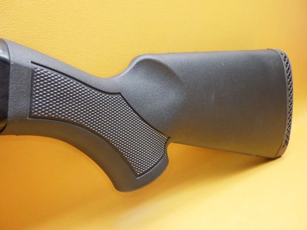 Maverick 88 12Ga-3" 18.5" Bbl CYL Black Synth Stock 5+1-img-9