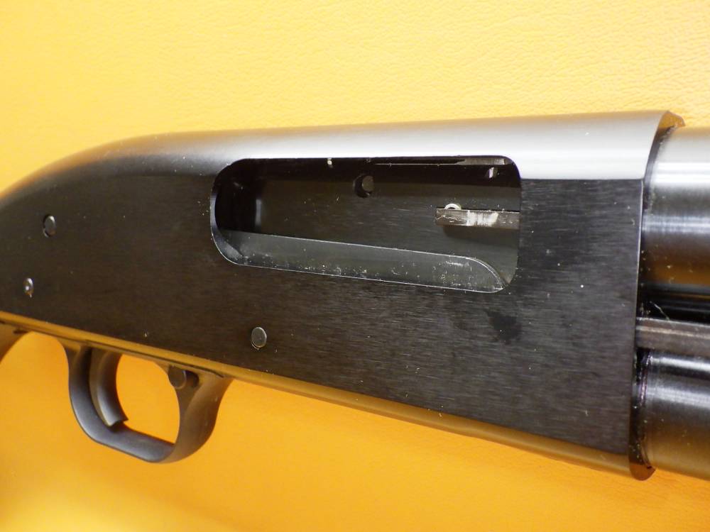Maverick 88 12Ga-3" 18.5" Bbl CYL Black Synth Stock 5+1-img-4