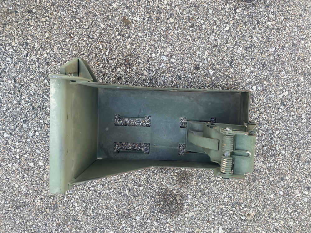 USGI 30/50 Browning Mount - W/ Can Hanger, Ammo Tray, & Pins-img-12