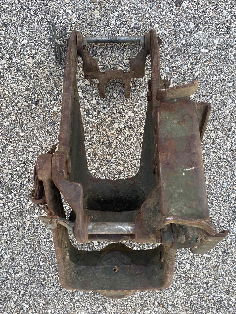 USGI 30/50 Browning Mount - W/ Can Hanger, Ammo Tray, & Pins-img-6