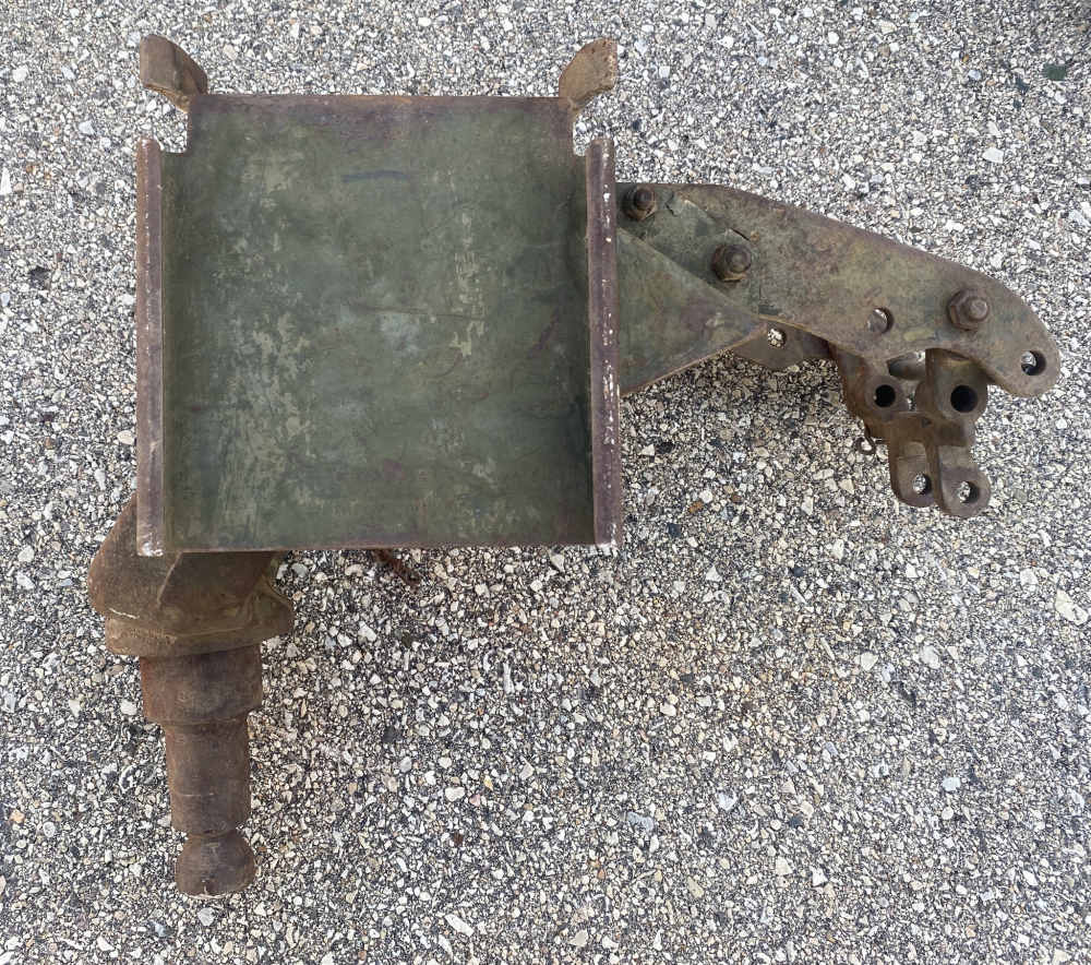 USGI 30/50 Browning Mount - W/ Can Hanger, Ammo Tray, & Pins-img-2