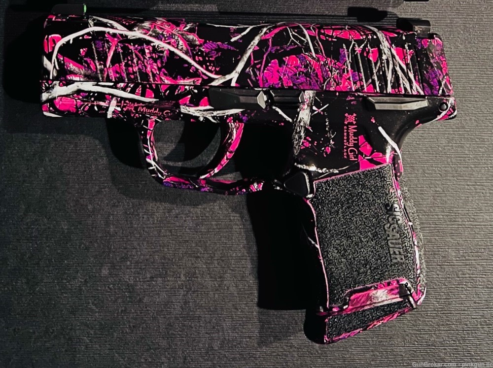 Customized Sig Sauer P365 9mm – Custom Infamous Muddy Girl Edition-img-1