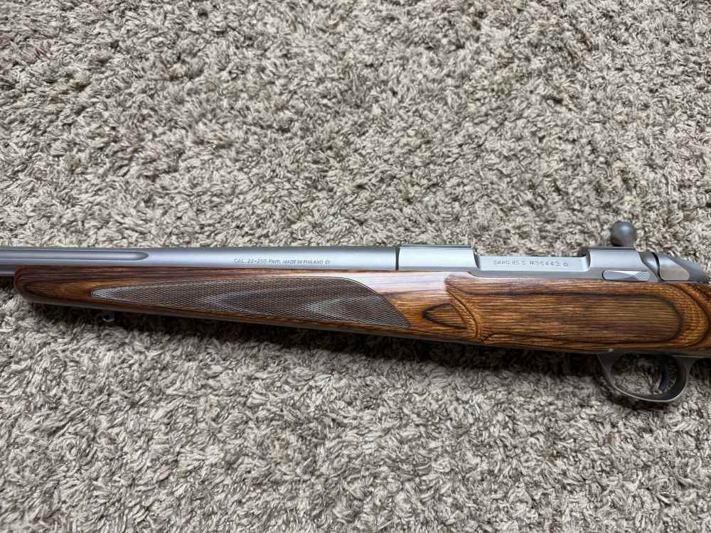 Like new Sako 85 s varmint 22-250 stainless, fluted laminated NICE! Trades!-img-8