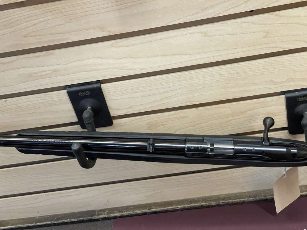 Ruger American Rimfire - .17 HMR -img-9