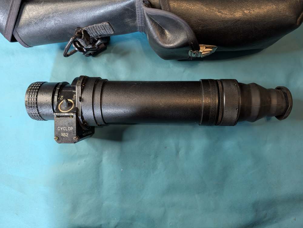 WORKING Soviet Russia Rostov Cyclop NS2 Night Vision w/ Case 9V 50mm f/1.2-img-1