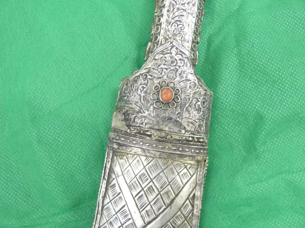 ANTIQUE TURKISH OTTOMAN KINDJAL DAGGER SILVER CORALS 18th Century Sword -img-24