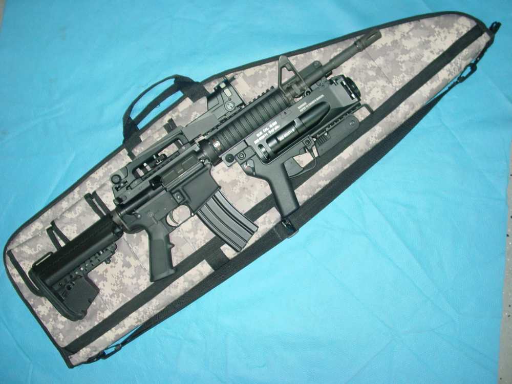 Colt M4 Carbine 5.56mm with Faux HK GLM 40mm Grenade Launcher-img-14