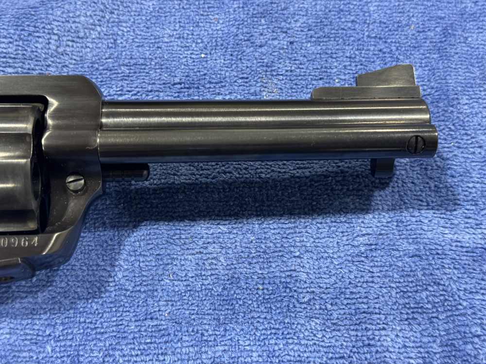 RUGER BLACKHAWK REVOLVER 44 SPL MODEL 05232 NEW IN BOX 2010 UNFIRED (J-18)-img-6