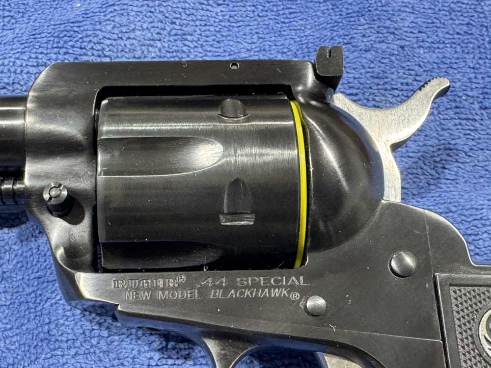 RUGER BLACKHAWK REVOLVER 44 SPL MODEL 05232 NEW IN BOX 2010 UNFIRED (J-18)-img-9