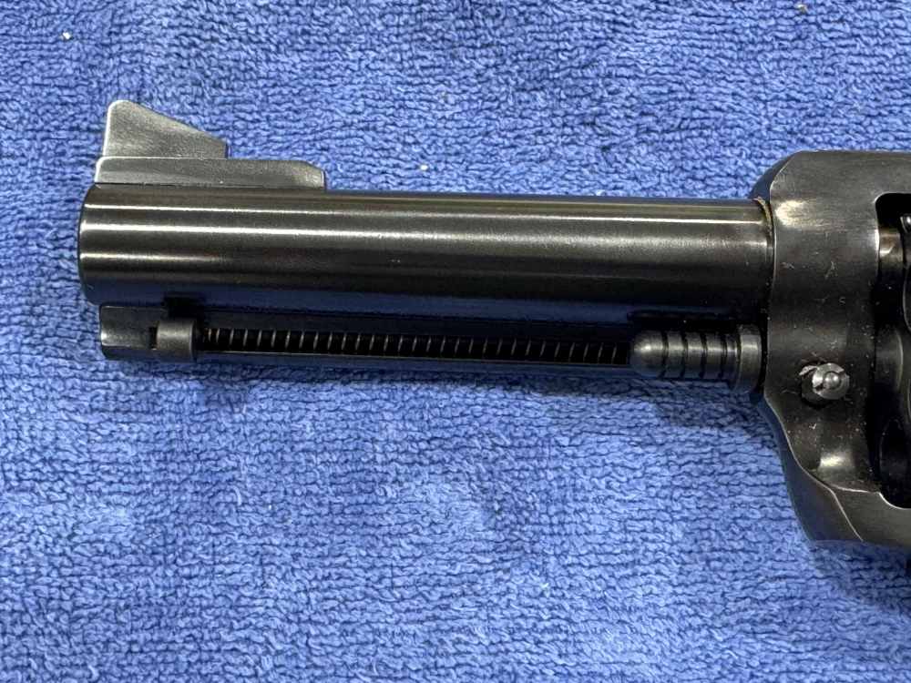 RUGER BLACKHAWK REVOLVER 41 MAG MODEL 10400 NEW IN BOX 2011 UNFIRED (J-19)-img-7