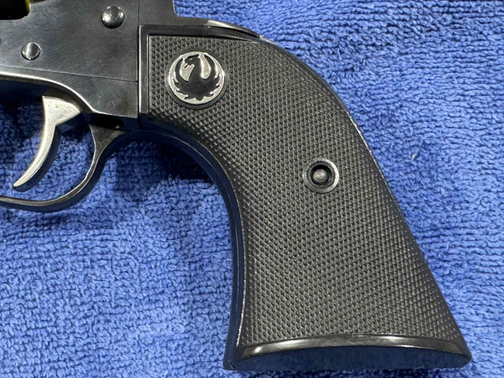 RUGER BLACKHAWK REVOLVER 41 MAG MODEL 10400 NEW IN BOX 2011 UNFIRED (J-19)-img-5