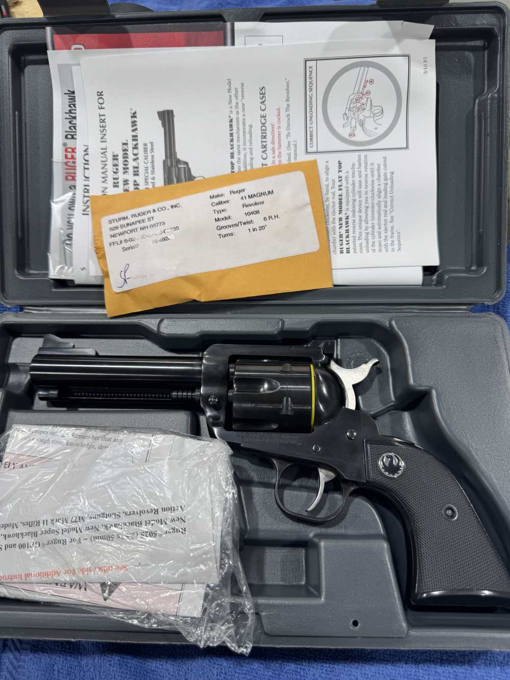 RUGER BLACKHAWK REVOLVER 41 MAG MODEL 10400 NEW IN BOX 2011 UNFIRED (J-19)-img-0