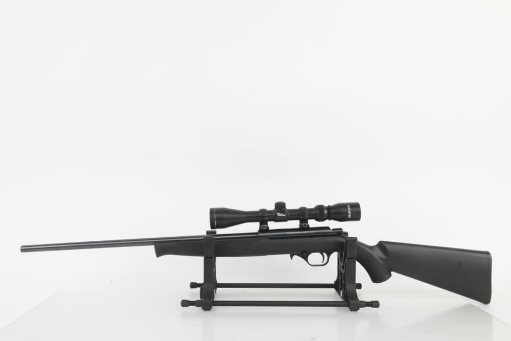 Mossberg Int'l 817 17HMR w-scope! NICE! NO Reserve!-img-1