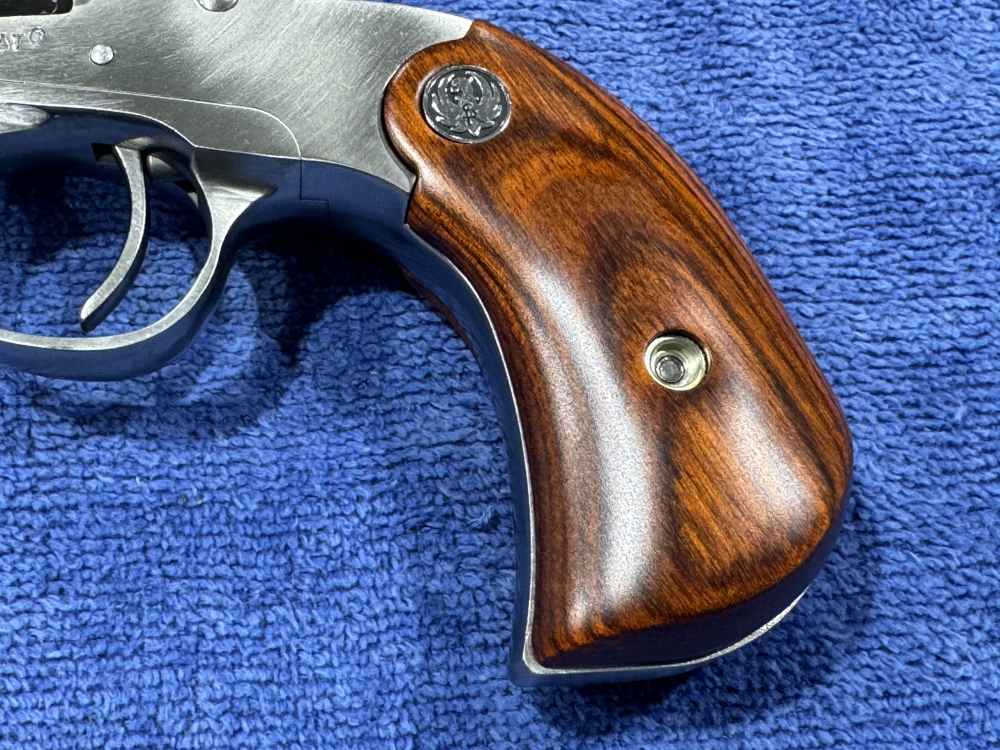 LIPSEY'S RUGER BEARCAT 22 LR STAINLESS NEW IN BOX 2013 MODEL 00916 (J-22)-img-11