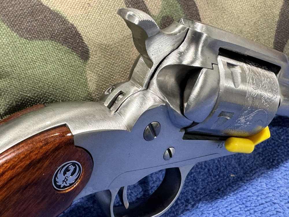 LIPSEY'S RUGER BEARCAT 22 LR STAINLESS NEW IN BOX 2013 MODEL 00916 (J-22)-img-18