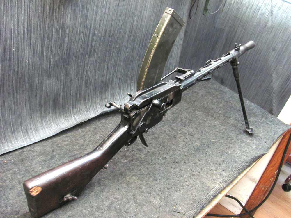 Danish Madsen M50 Display - Madsen LMG parts Set- You Need This Boat Anchor-img-0
