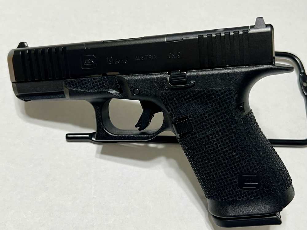 Glock G19 Gen6 9mm W/3 Magazines -img-5