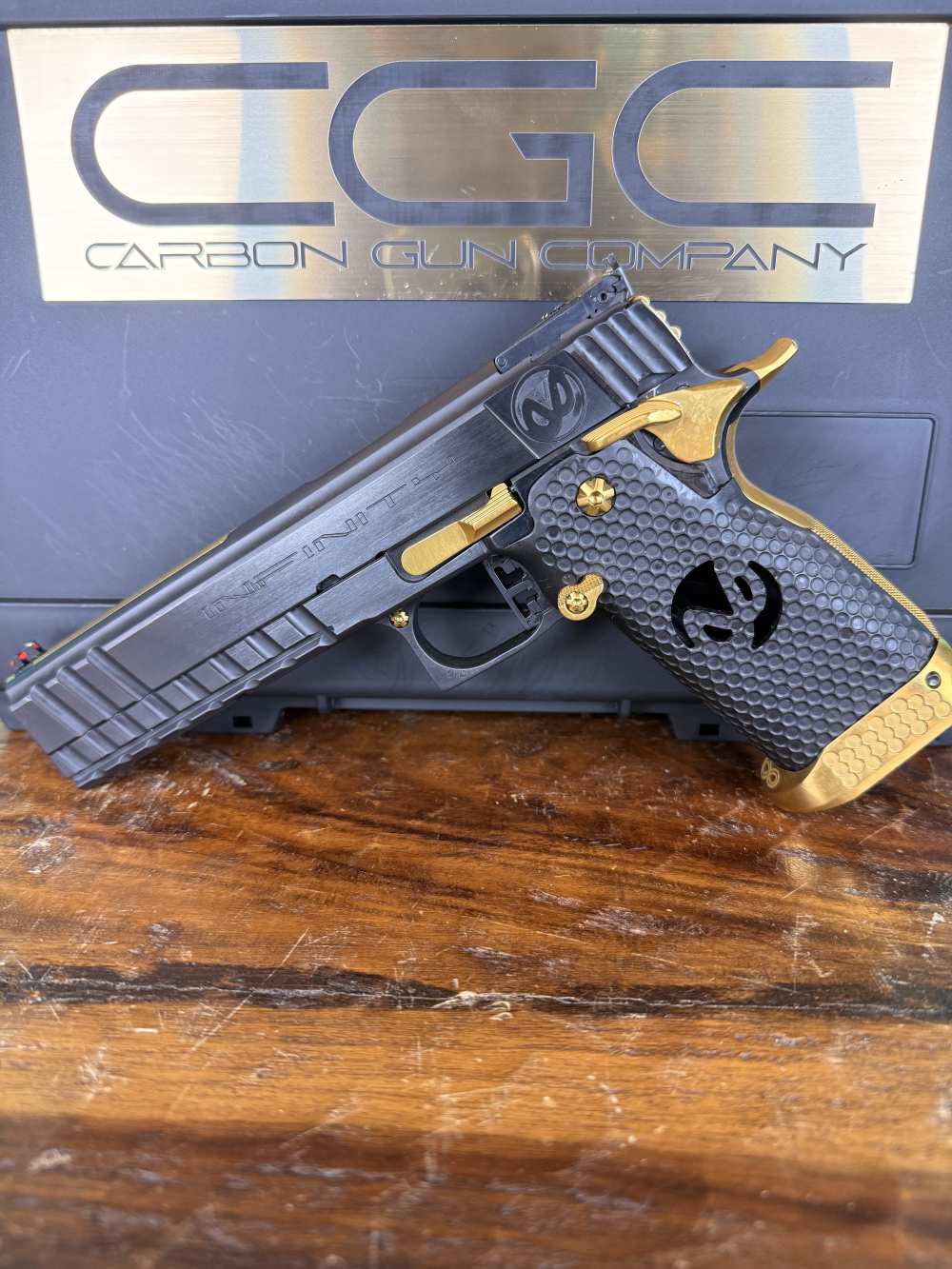 SVI Infinity .40sw 5.4” Island Barrel +8 Magazines -img-1
