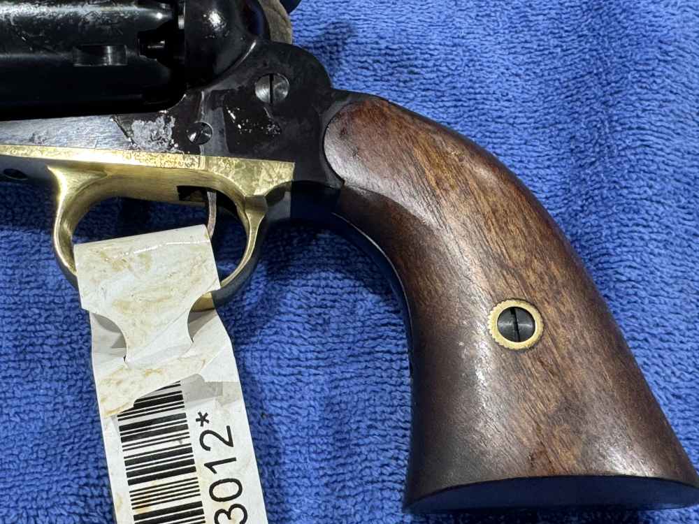 PIETTA 1858 REMINGTON STEEL 44 BLACK POWDER PISTOL - NEW IN BOX (J-25)-img-3