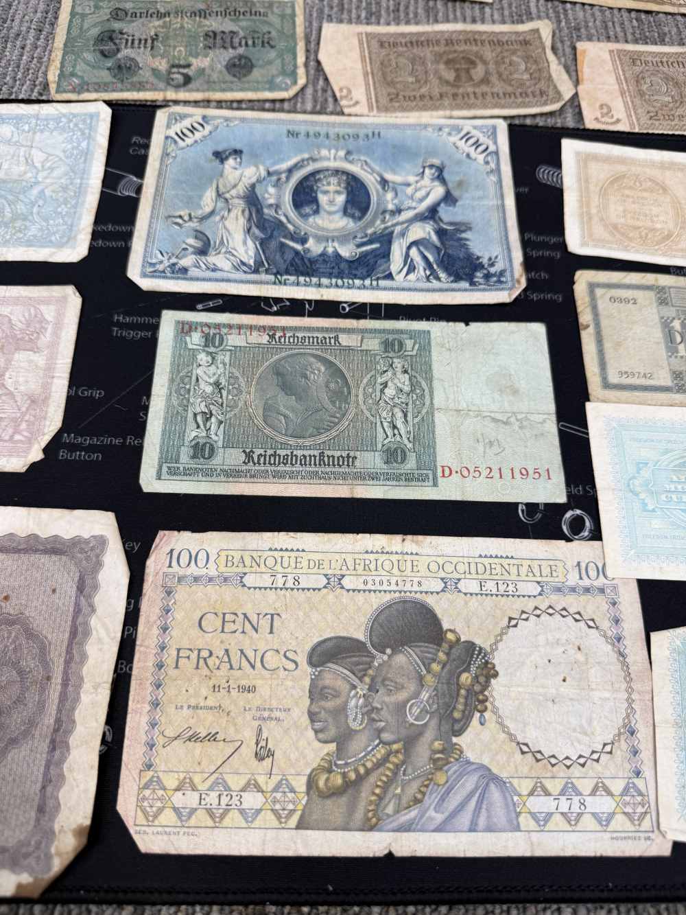 33 WWII USGI Bring Back Money All Go-img-19